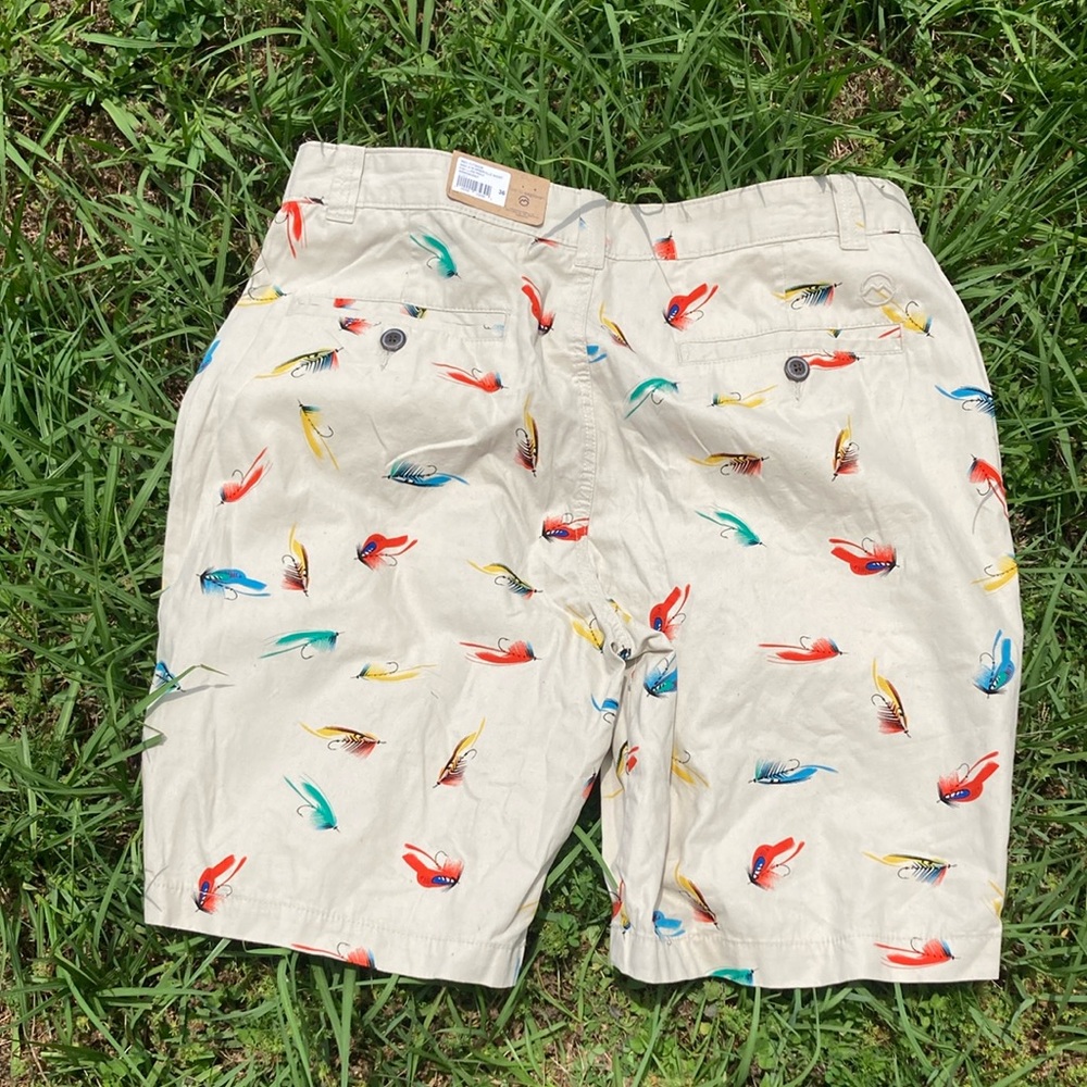 Colorful Fish Print Shorts - Picture 6 of 8